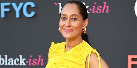 Tracee Ellis Ross Shares Butt and Back Workout on。